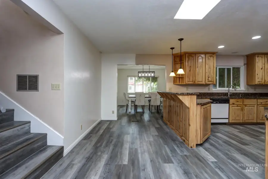 1192 SW 12th Ave, Ontario, OR 97914 - #2
