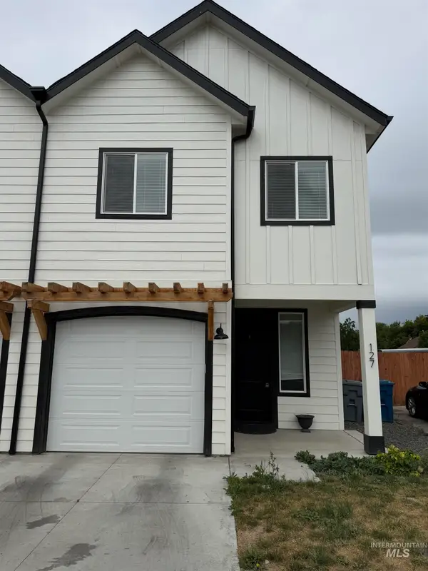 127 N Trifect Lane, Nampa, ID 83651