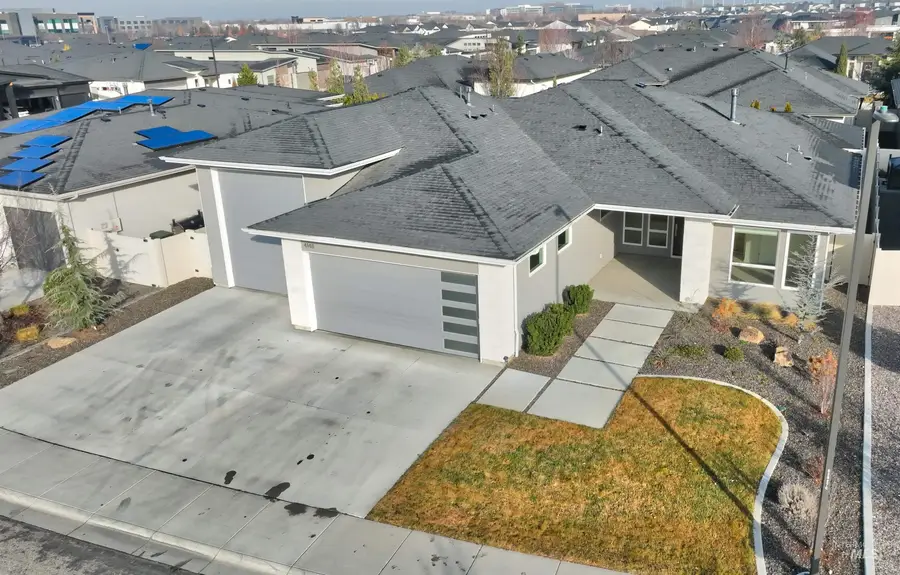 4148 E Copper Point, Meridian, ID 83642 - #3
