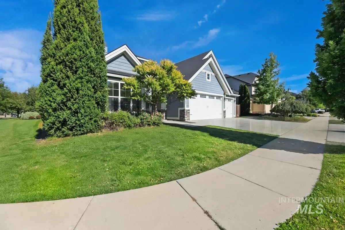 6080 N Keaton Ave, Meridian, ID 83646 - #1