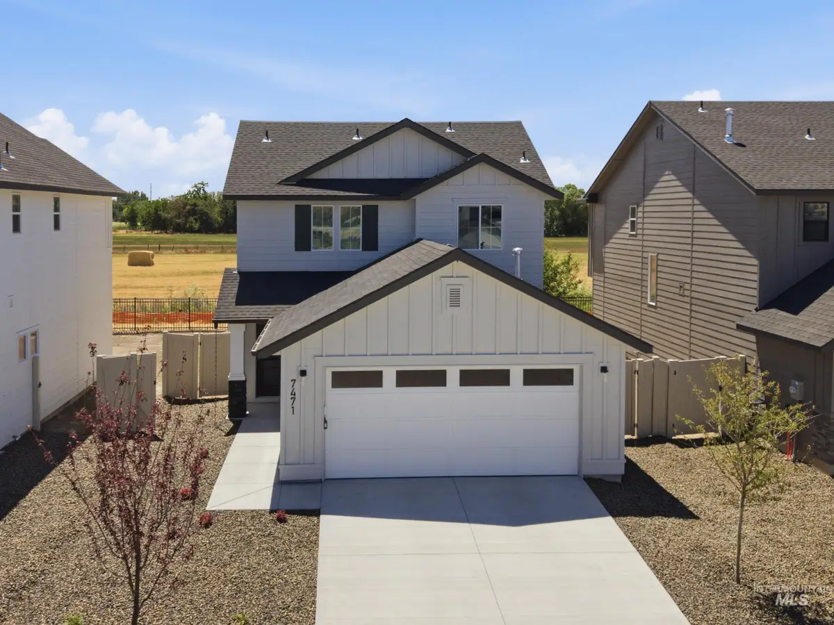 920 Thunderbolt St, Mountain Home, ID 83647 - #1