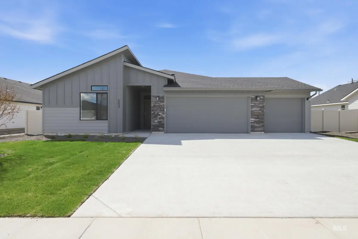 3867 E White Plains St, Nampa, ID 83686 - #1