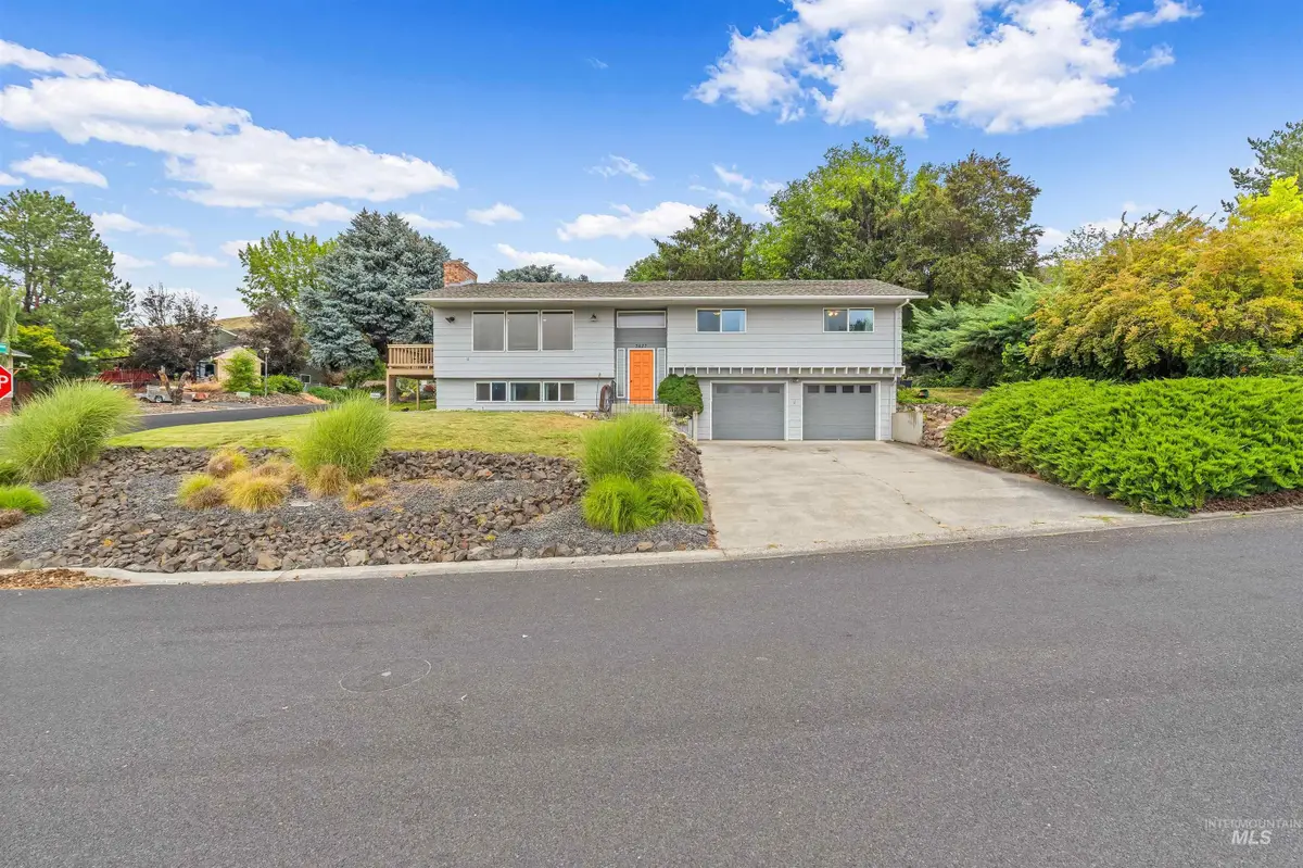 3427 Syringa Dr, Lewiston, ID 83501 - #1
