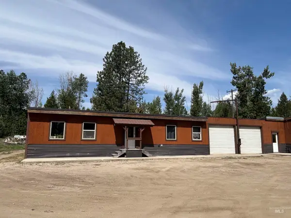 941 S Main Street, Cascade, ID 83611