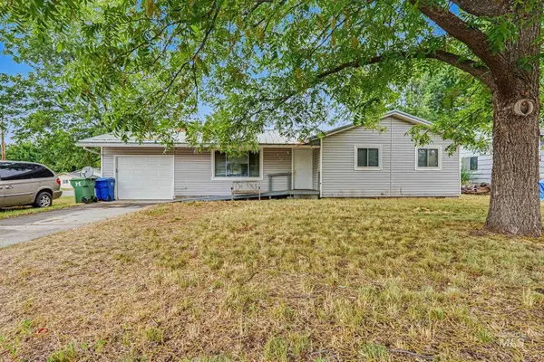 2305 Marlene Cir, Payette, ID 83661