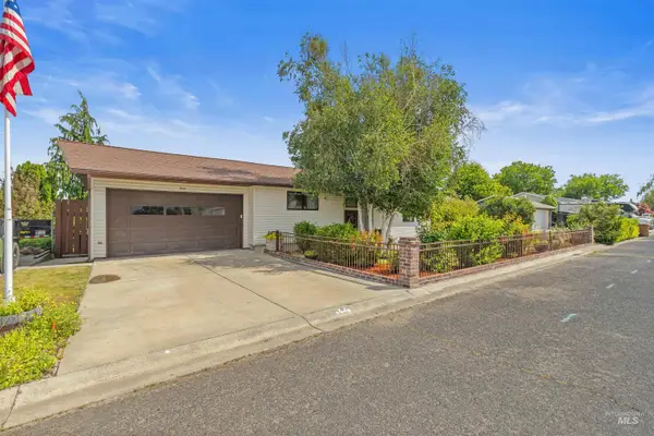 905 Stewart Ave, Lewiston, ID 83501