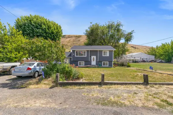 2460 State Street, Pomeroy, WA 99347