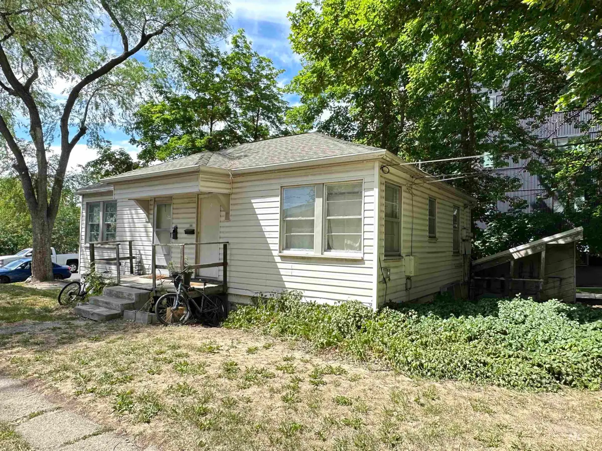 102-110 S Asbury St, Moscow, ID 83843 - #1