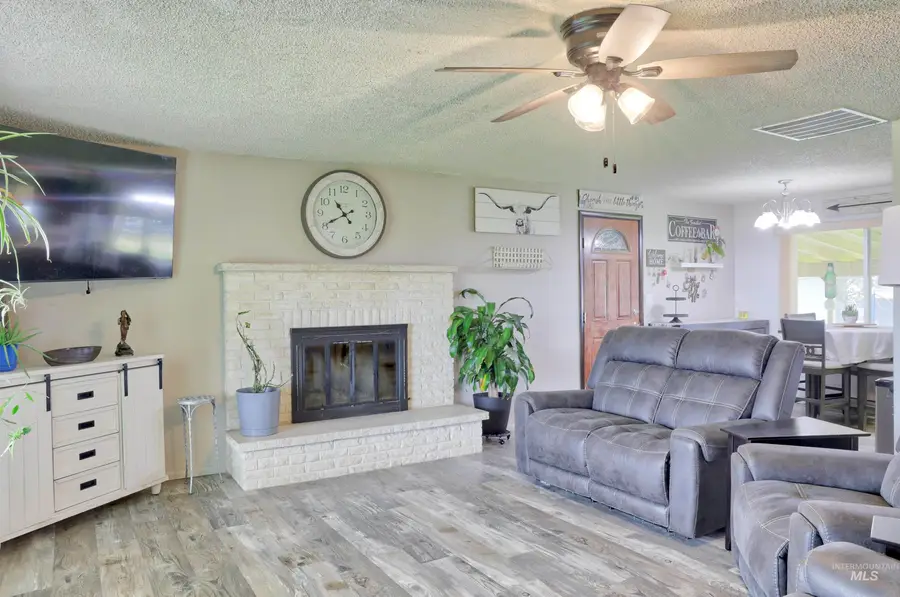 15925 S Curtis Rd, Kuna, ID 83634 - #2