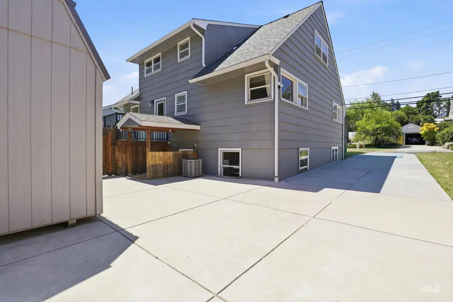 612 S Logan, Moscow, ID 83843 - #3