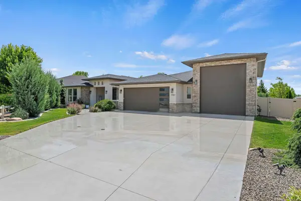7707 E Damon Ln, Nampa, ID 83687