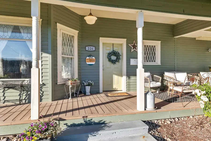 226 9th Ave. N, Buhl, ID 83316 - #2