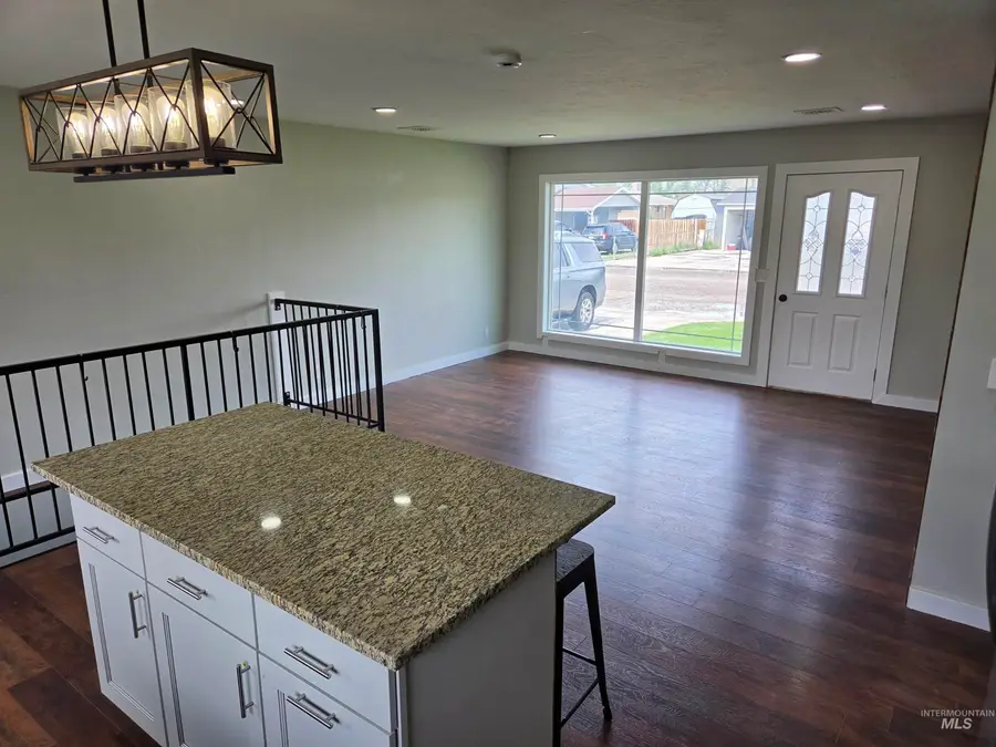 905 15th Drive, Rupert, ID 83350 - #2
