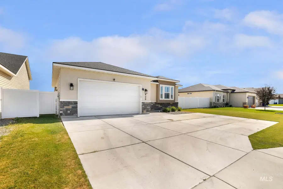 429 Southwood Ave W, Twin Falls, ID 83301 - #2