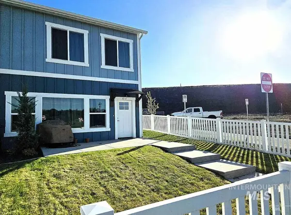 1215 Edington Ave, Moscow, ID 83843