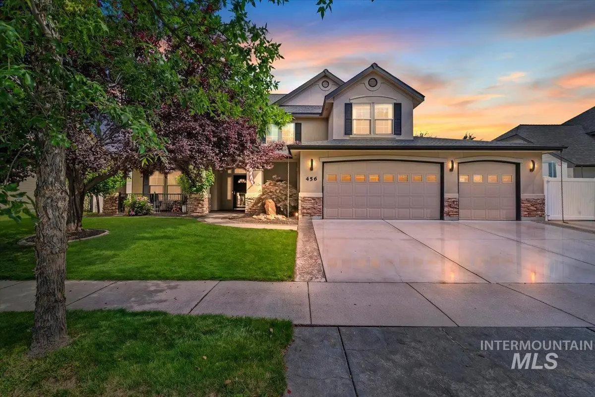 456 W Bear Track Dr, Meridian, ID 83642 - #1
