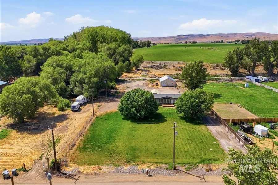 3065 Pioneer Rd, Homedale, ID 83628 - #3
