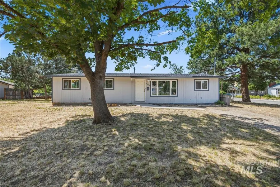 2203 S Colorado Ave, Boise, ID 83706 - #3