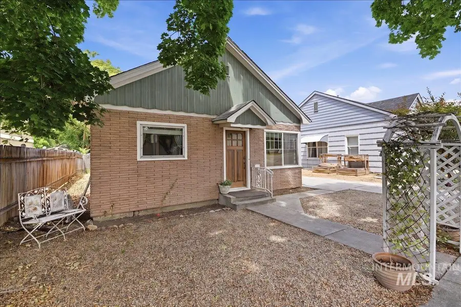 707 11th Ave S, Nampa, ID 83651 - #2