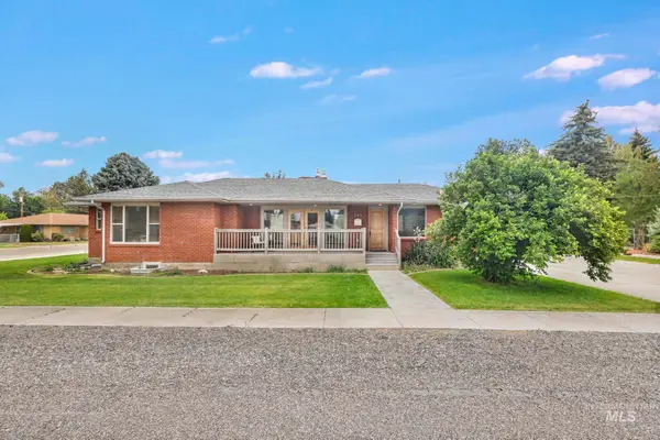 534 16th St, Rupert, ID 83350