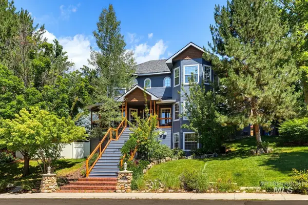 2480 E Roanoke Dr, Boise, ID 83712
