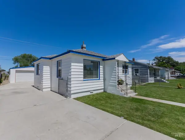 114 Sunnyside Dr, Caldwell, ID 83605