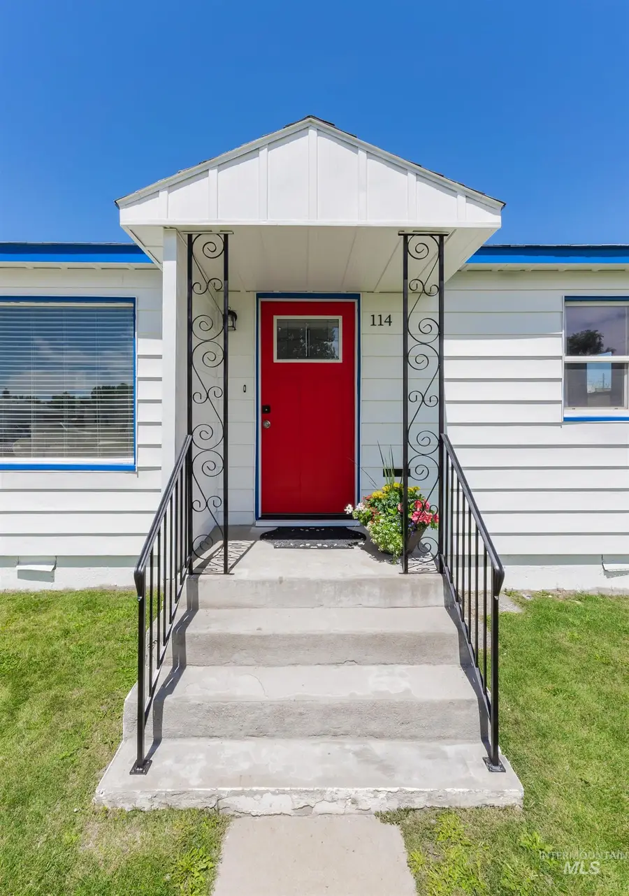 114 Sunnyside Dr, Caldwell, ID 83605 - #3