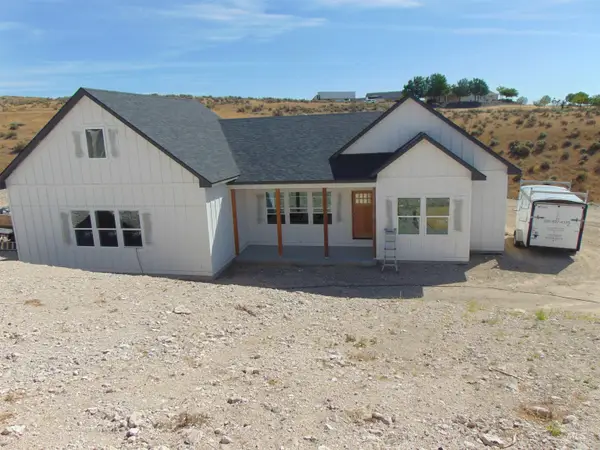 1164 Smith Dr., Vale, OR 97918