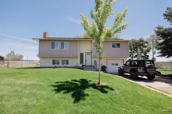 4450 NE Alexander Way, Mountain Home, ID 83647