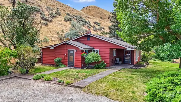 4311 Frozen Dog Rd, Emmett, ID 83617