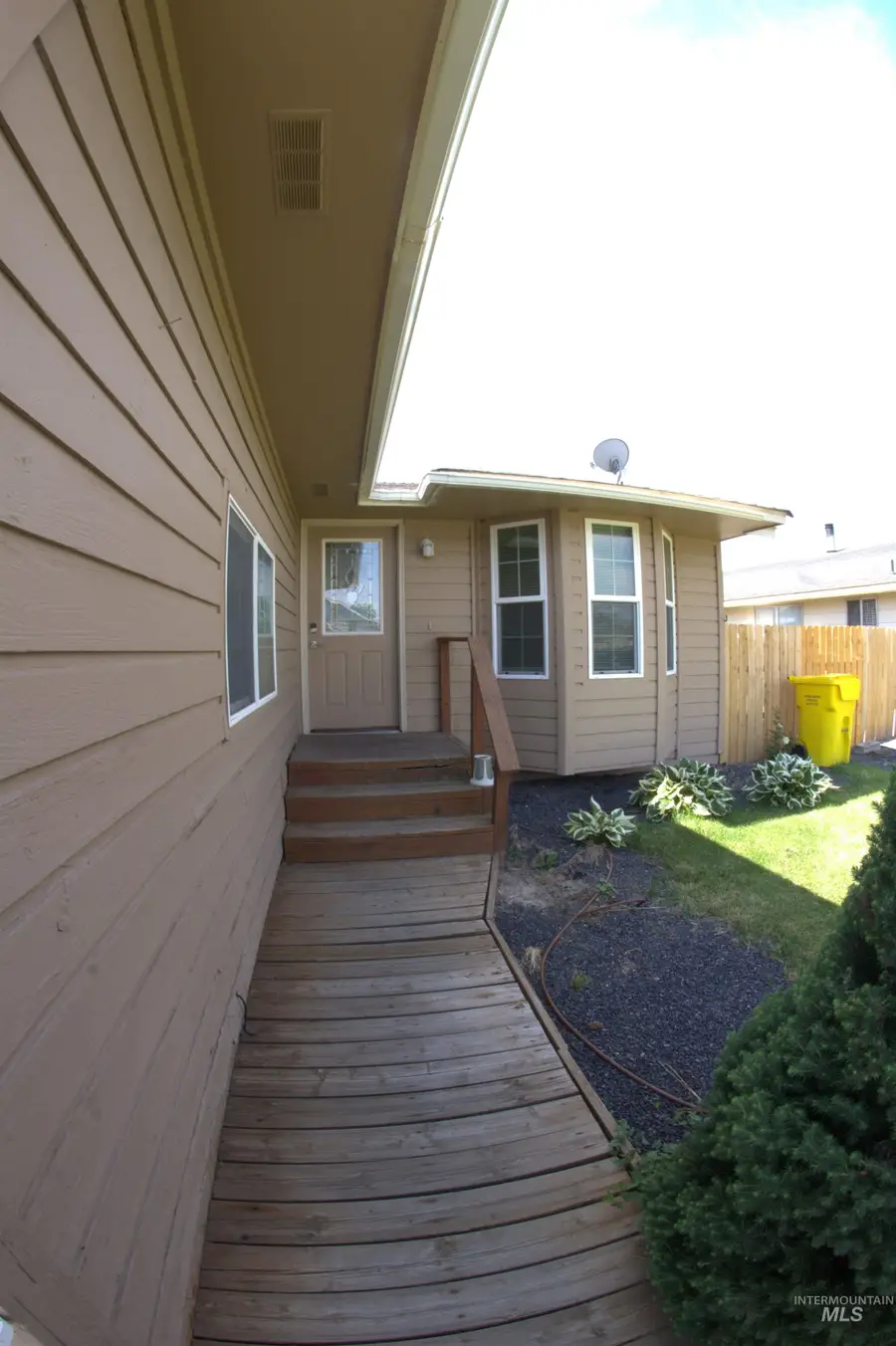 1638 SW 1st Pl, Ontario, OR 97914 - #3