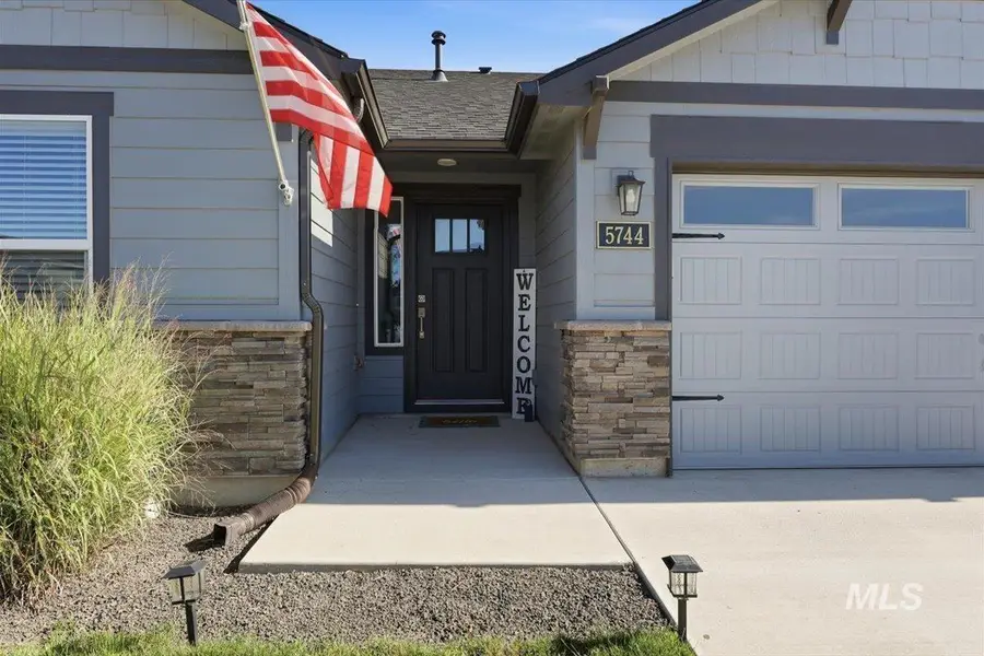 5744 E Garby Street, Nampa, ID 83687 - #2