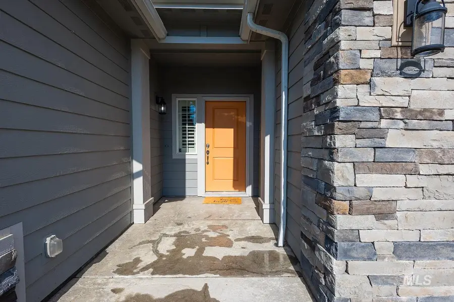 1023 N Chastain Ln, Eagle, ID 83616 - #2