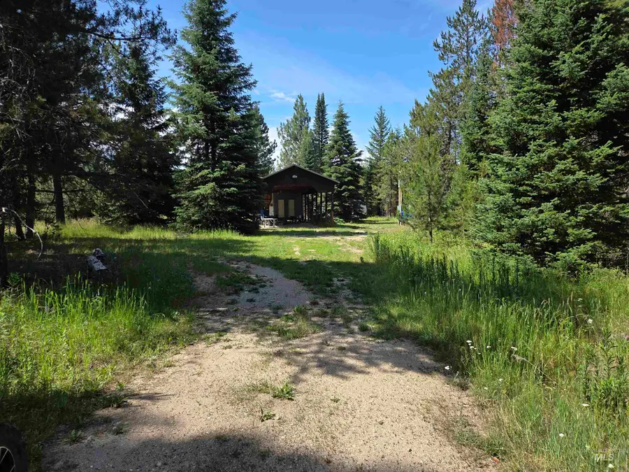 209 Jacks Ln, Donnelly, ID 83615 - #2