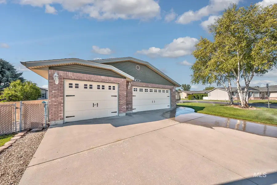 1100 Burnett Dr., No. 409 #409 C St, Nampa, ID 83651 - #3
