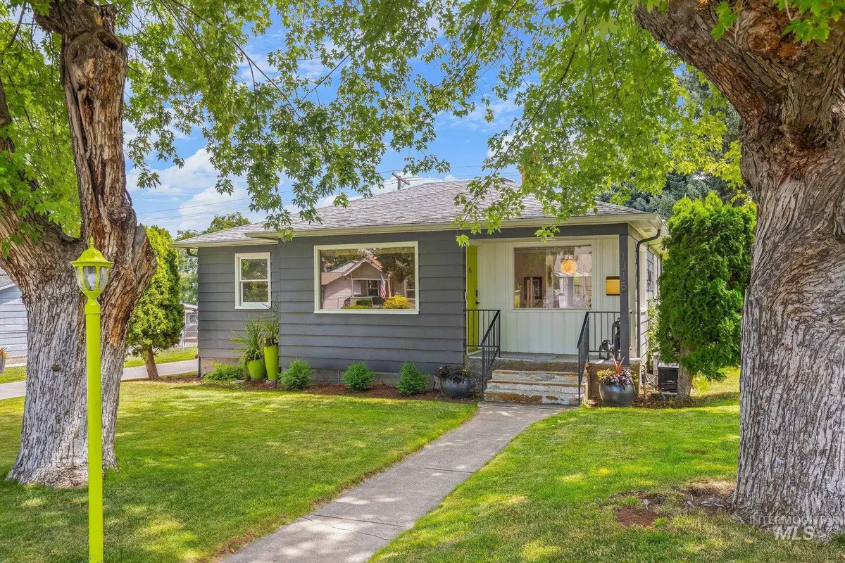 1315 8th Street, Clarkston, WA 99403 - #1