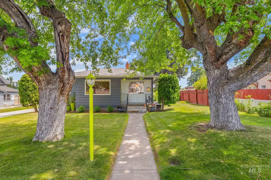1315 8th Street, Clarkston, WA 99403 - #2