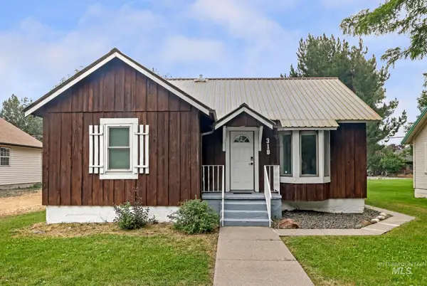 318 Nevada Street, Gooding, ID 83330