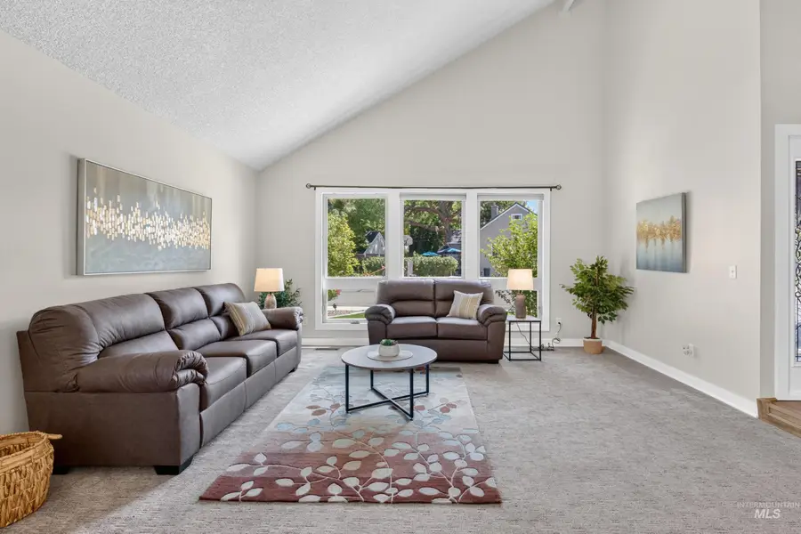 3390 W Agate Ct, Boise, ID 83705 - #3