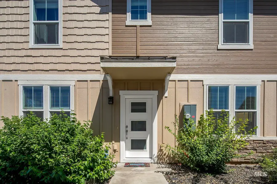 10739 W Brownstone Ln, Boise, ID 83709 - #3