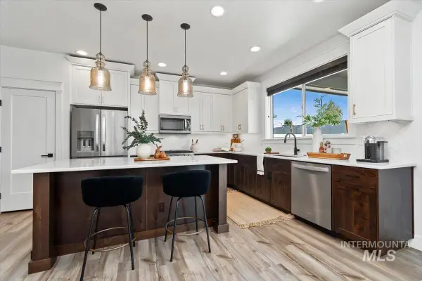 5897 W Riva Capri Street, Meridian, ID 83646