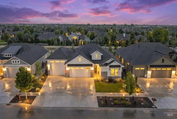 6419 W Piaffe St, Eagle, ID 83616