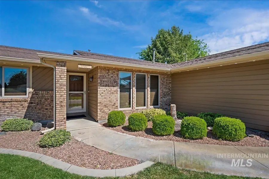 82 S. Heather, Nampa, ID 83651 - #2