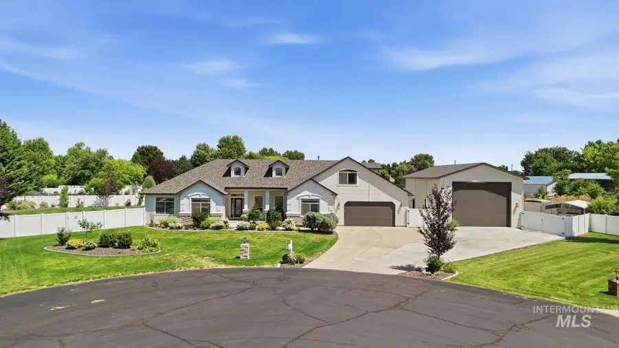 22 N Burlington Dr, Nampa, ID 83687 - #3