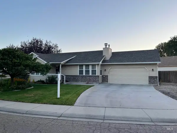 503 Purple Sage Dr, Nampa, ID 83651