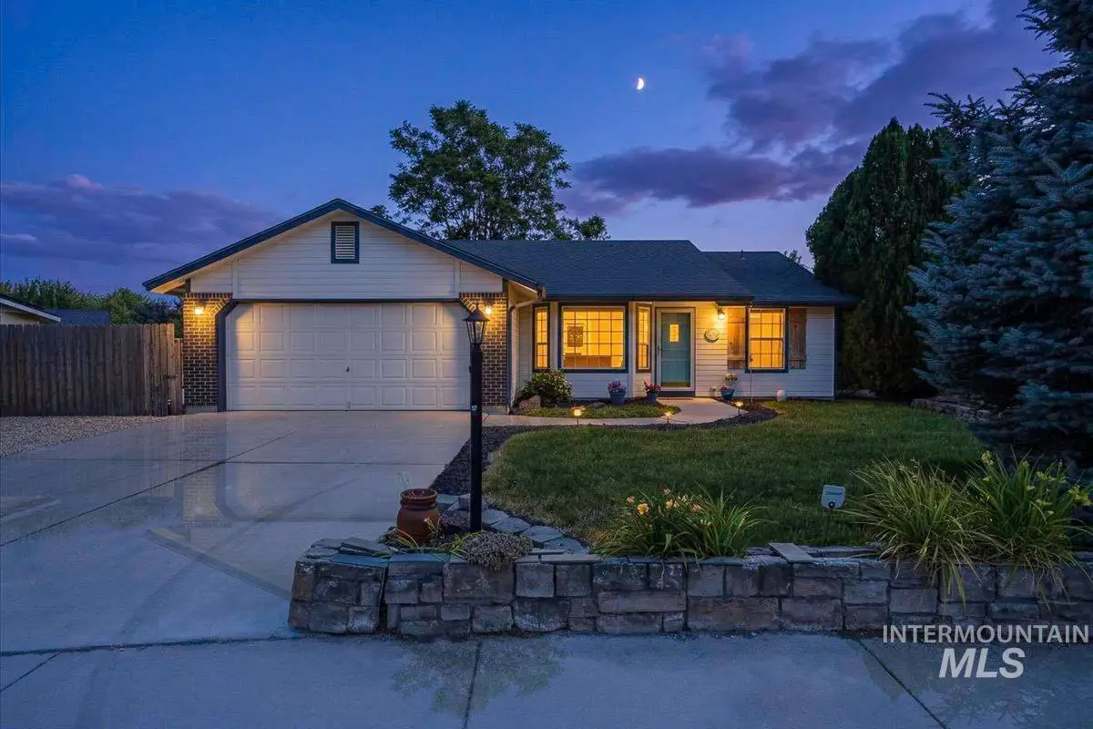 1579 E. Oakridge, Boise, ID 83716 - #1