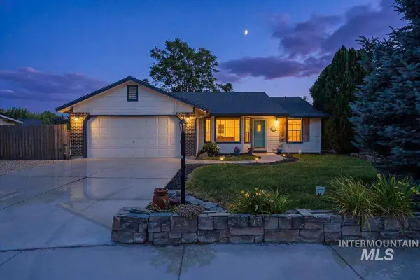 1579 E. Oakridge, Boise, ID 83716