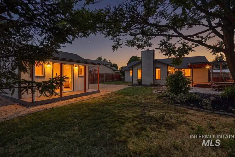 1579 E. Oakridge, Boise, ID 83716 - #3