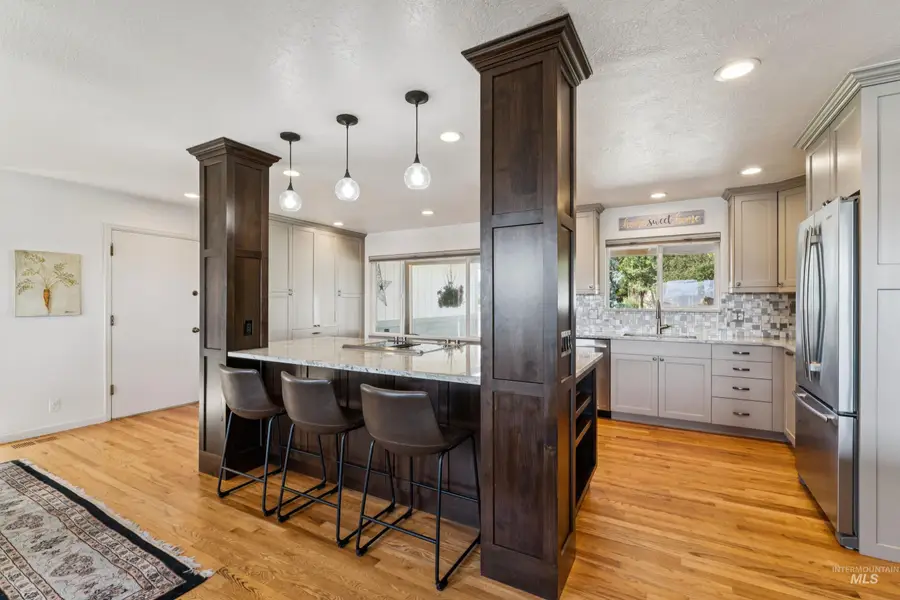 406 S Bitteroot Dr, Boise, ID 83709 - #3