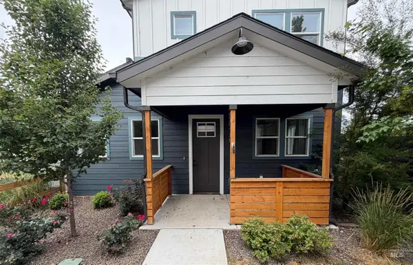 1475 N Bluffs Ridge Lane, Boise, ID 83704
